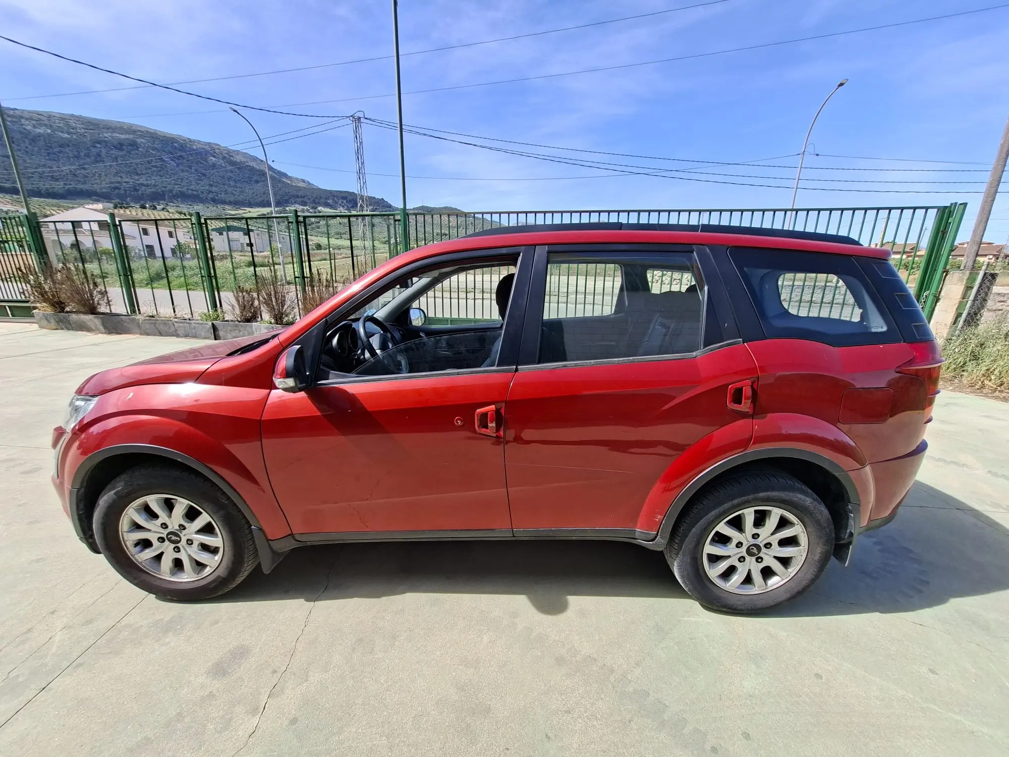 MAHINDRA MAHINDRA XUV 500 en Málaga