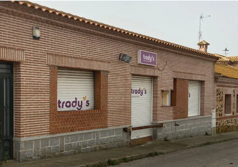 Local en Menasalbas