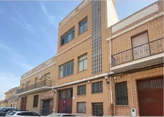 Local en Alfara del Patriarca