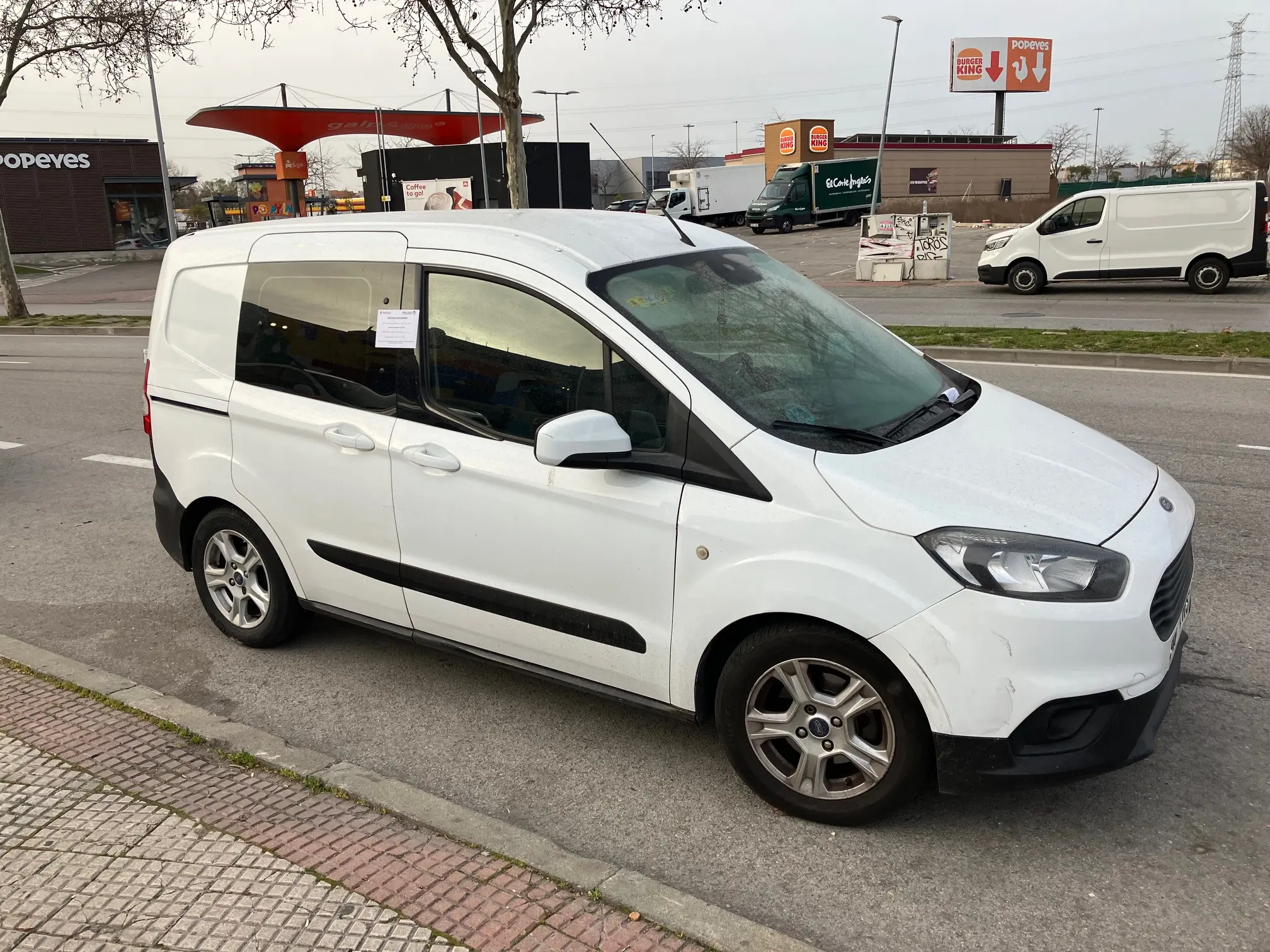 FORD TRANSIT COURIER en Madrid