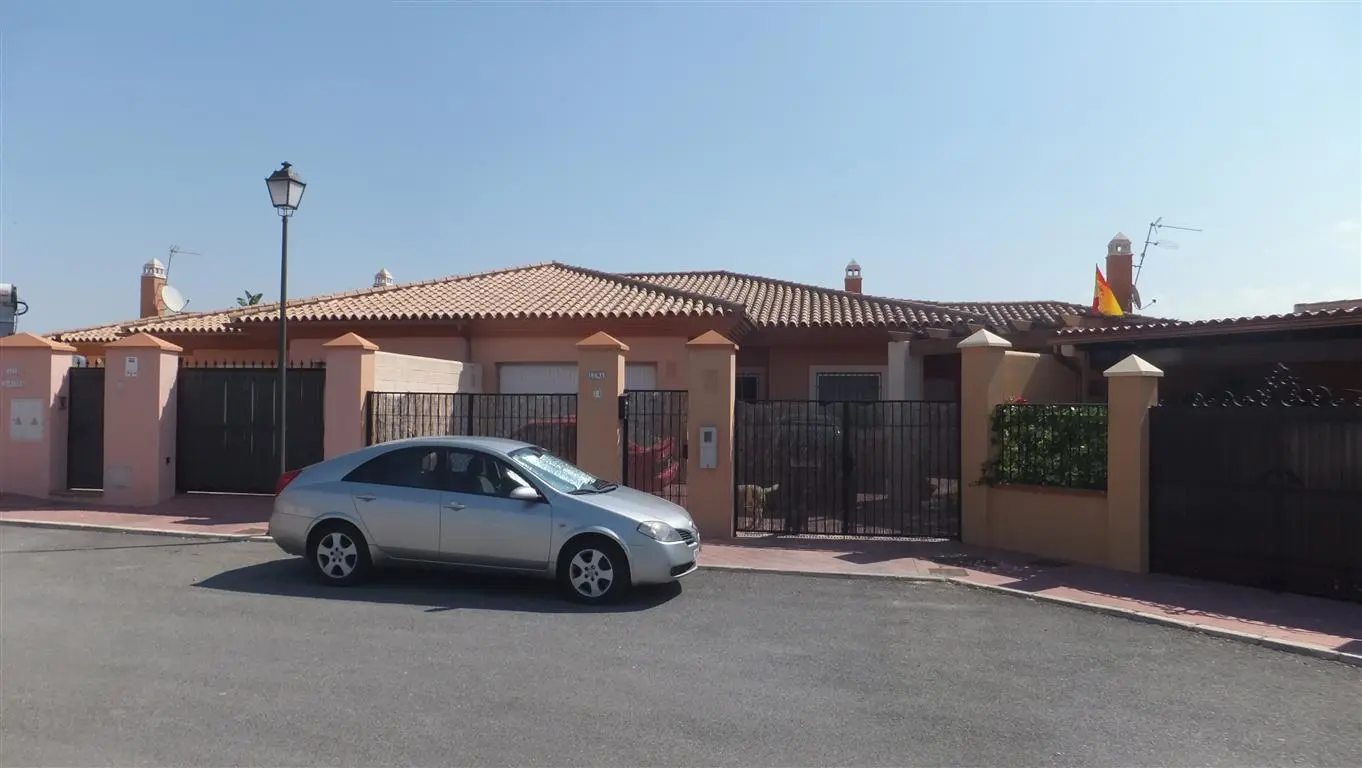 Vivienda en Pizarra