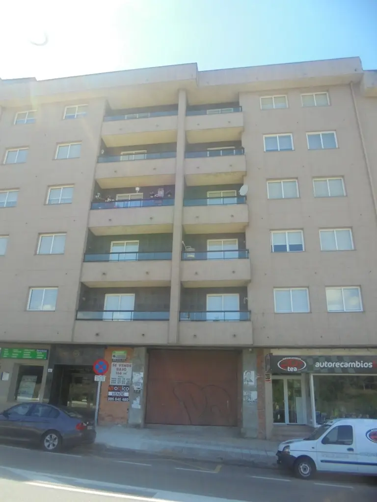 Local en Ponteareas