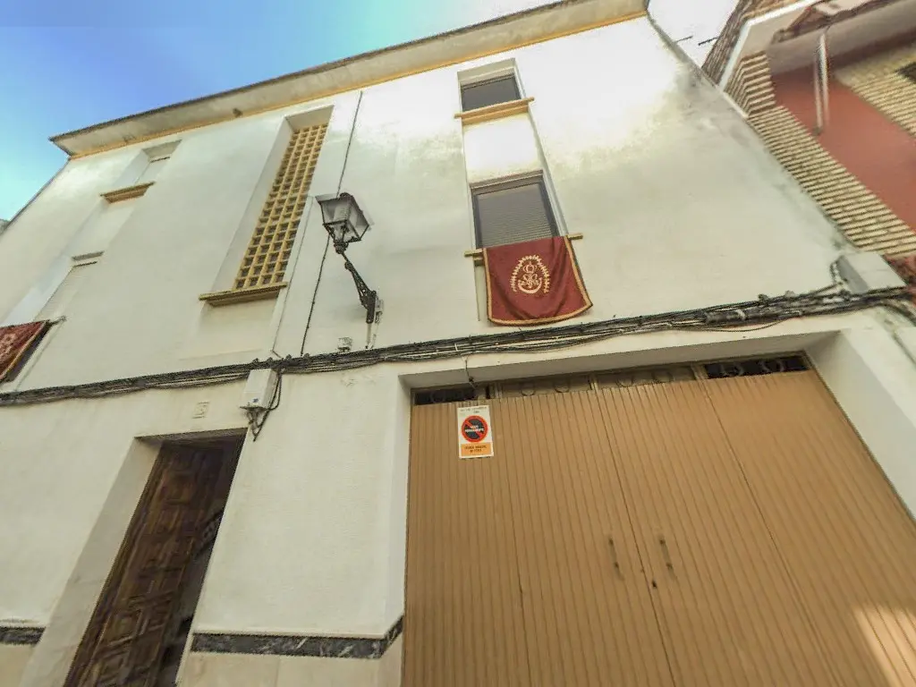 Vivienda en Cabra