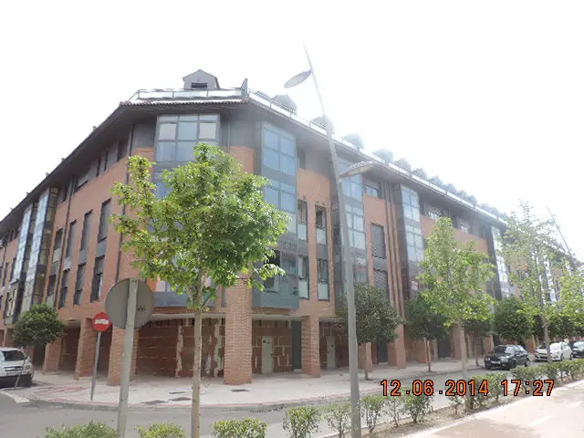 Vivienda en Alovera