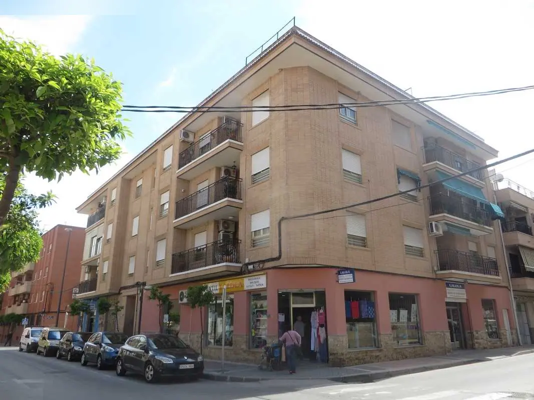 Local en Alcantarilla