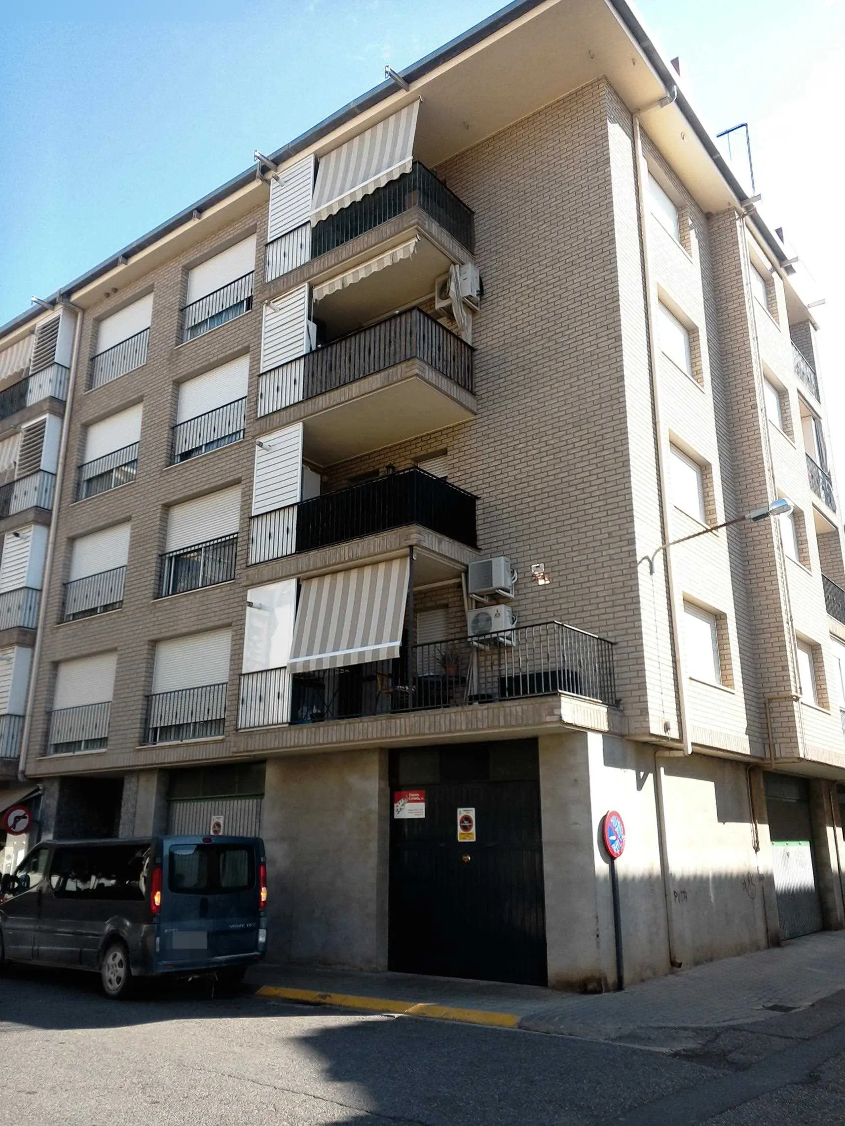 Local en Fraga