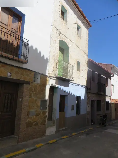 Vivienda en Soneja