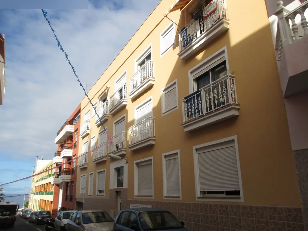 Garaje en Guía de Isora