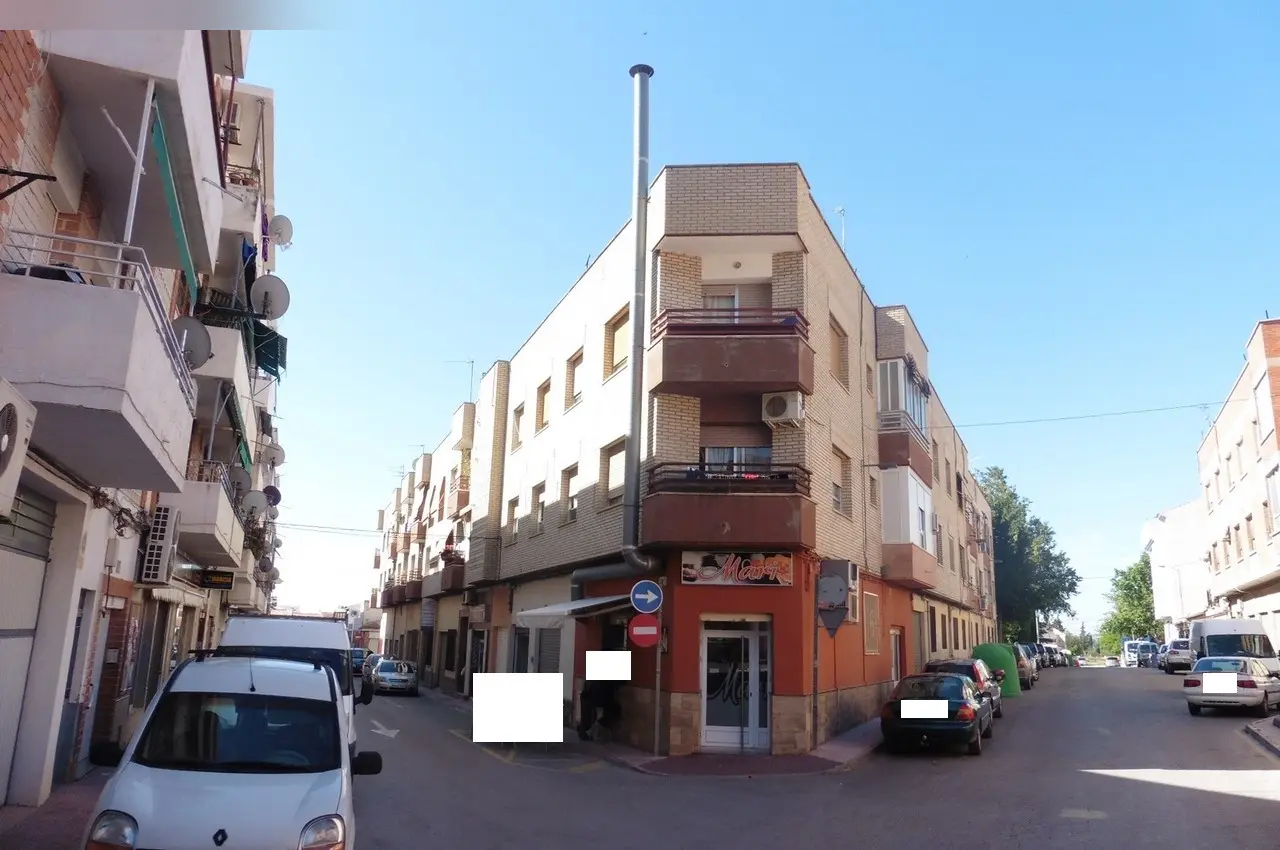 Local en Alhama de Murcia