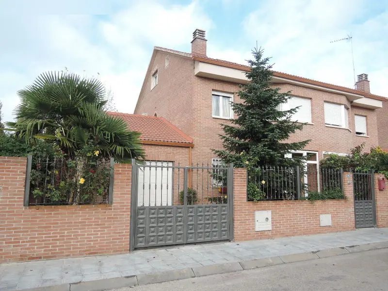 Vivienda en Camarma de Esteruelas
