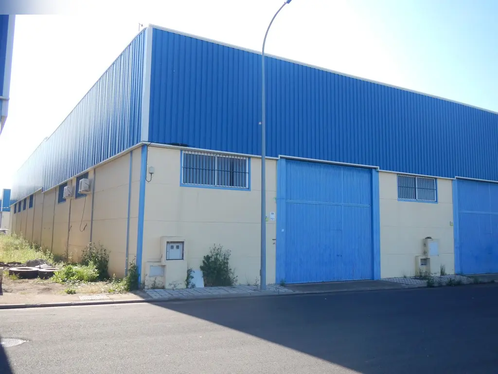 Nave en Guillena