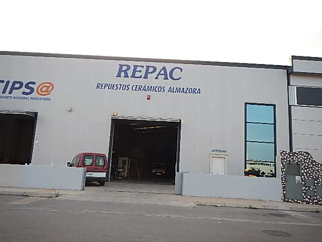 Nave en Almazora