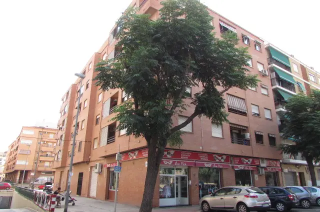Local en Burjassot