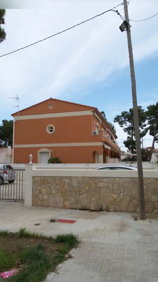 Local en Mont-roig del Camp