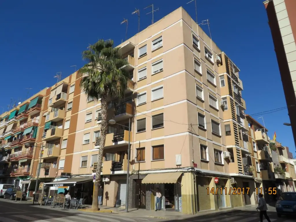 Vivienda en Requena