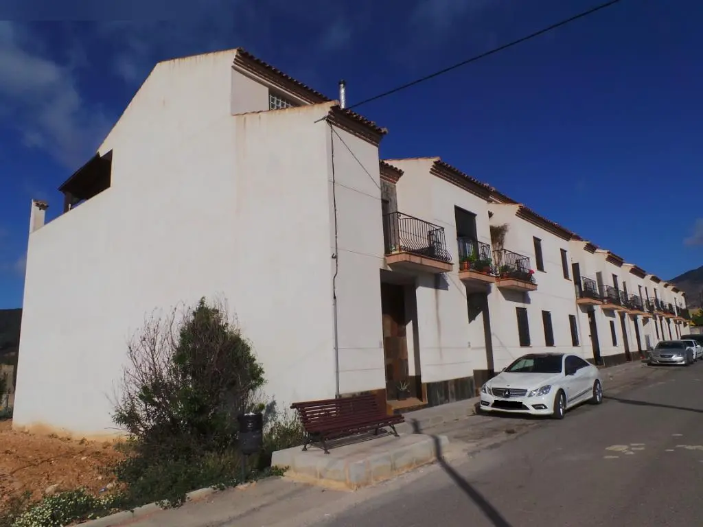 Vivienda en El Fondó de les Neus