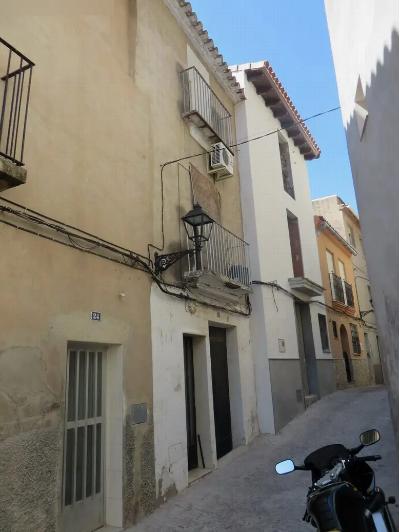 Vivienda en Alfondeguilla