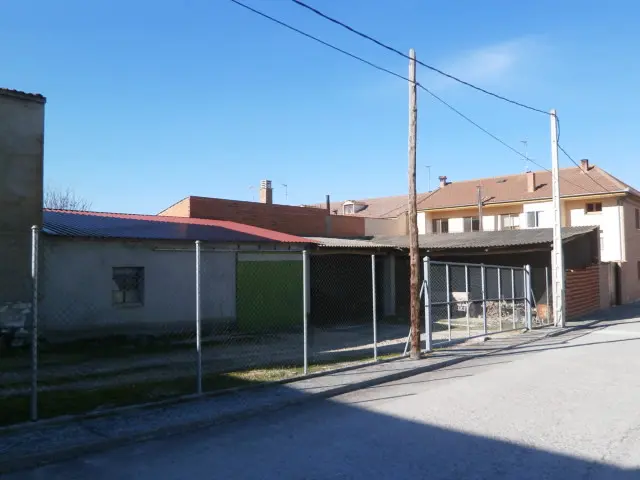 Nave en Vallelado
