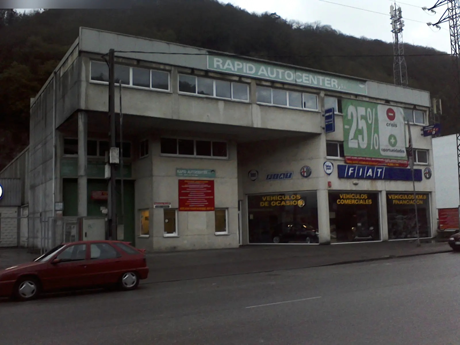 Nave en Mieres