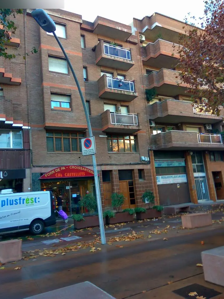 Local en Tàrrega