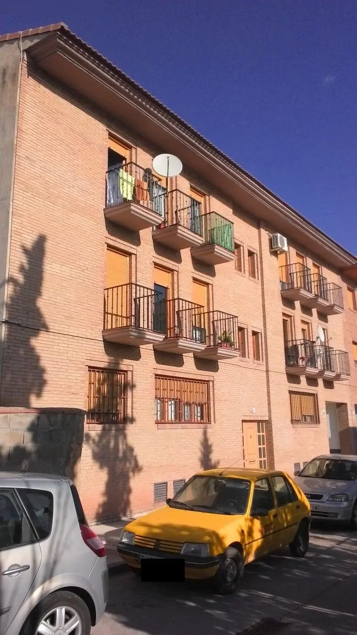 Vivienda en La Almunia de Doña Godina