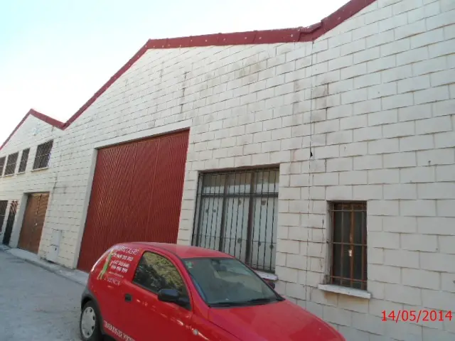 Nave en Cuenca