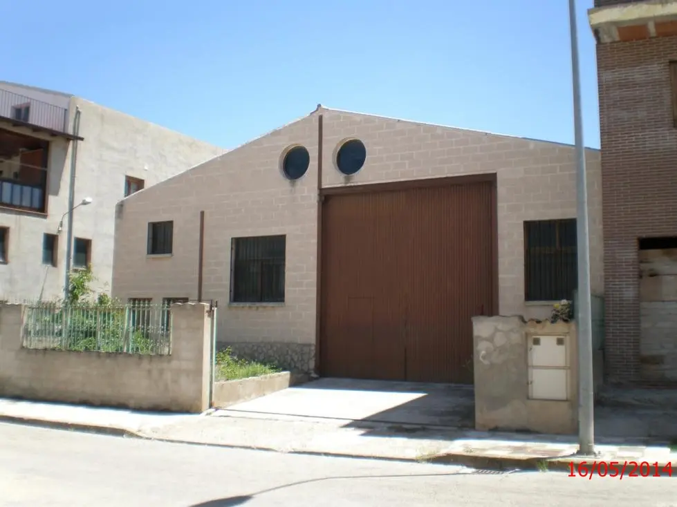 Nave en Cuenca