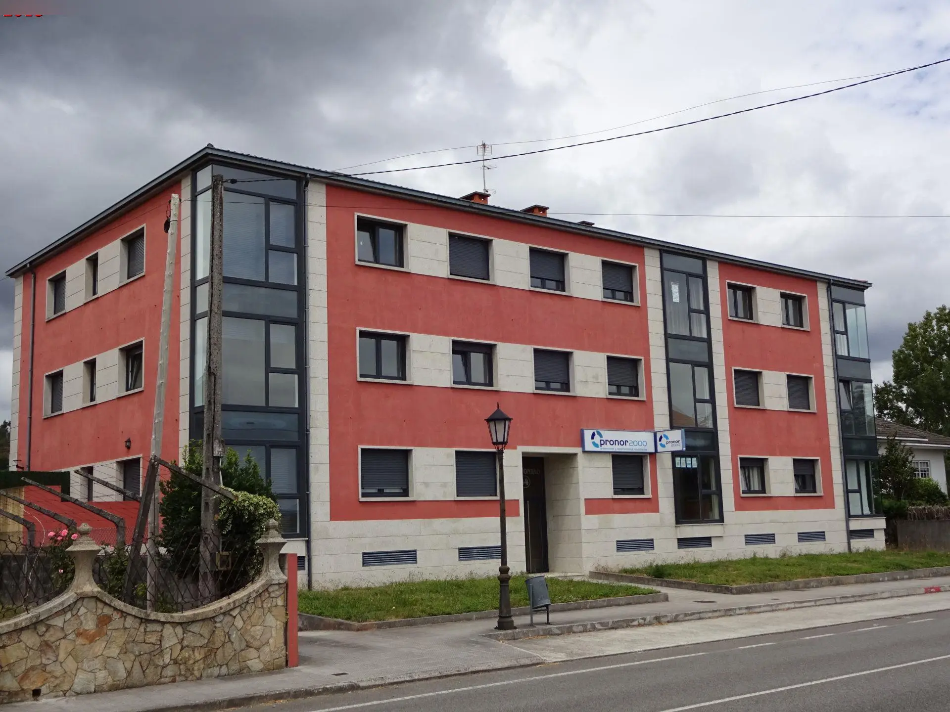 Vivienda en Brión