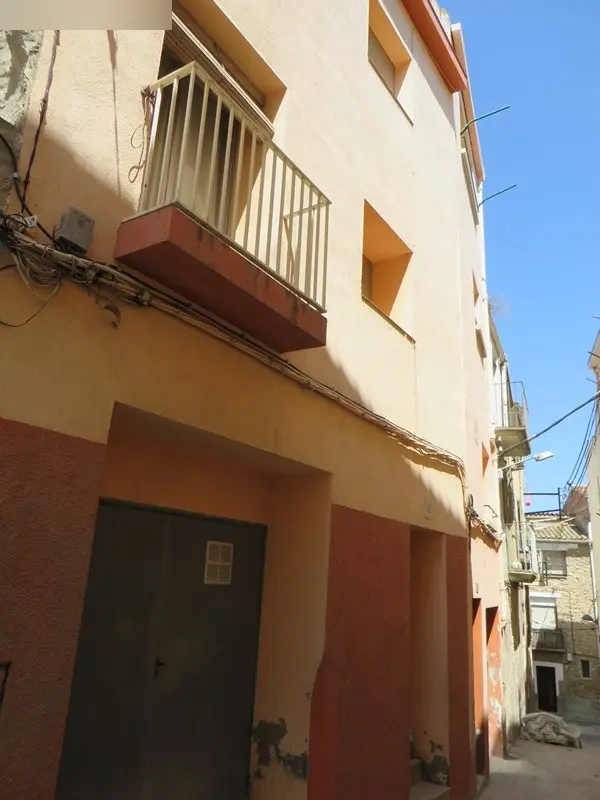 Vivienda en Flix