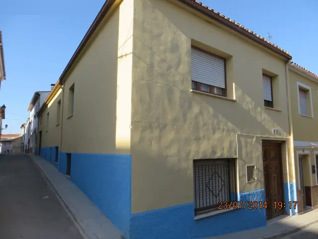 Vivienda en Ayora