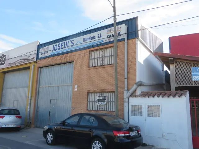 Nave en Aldaia