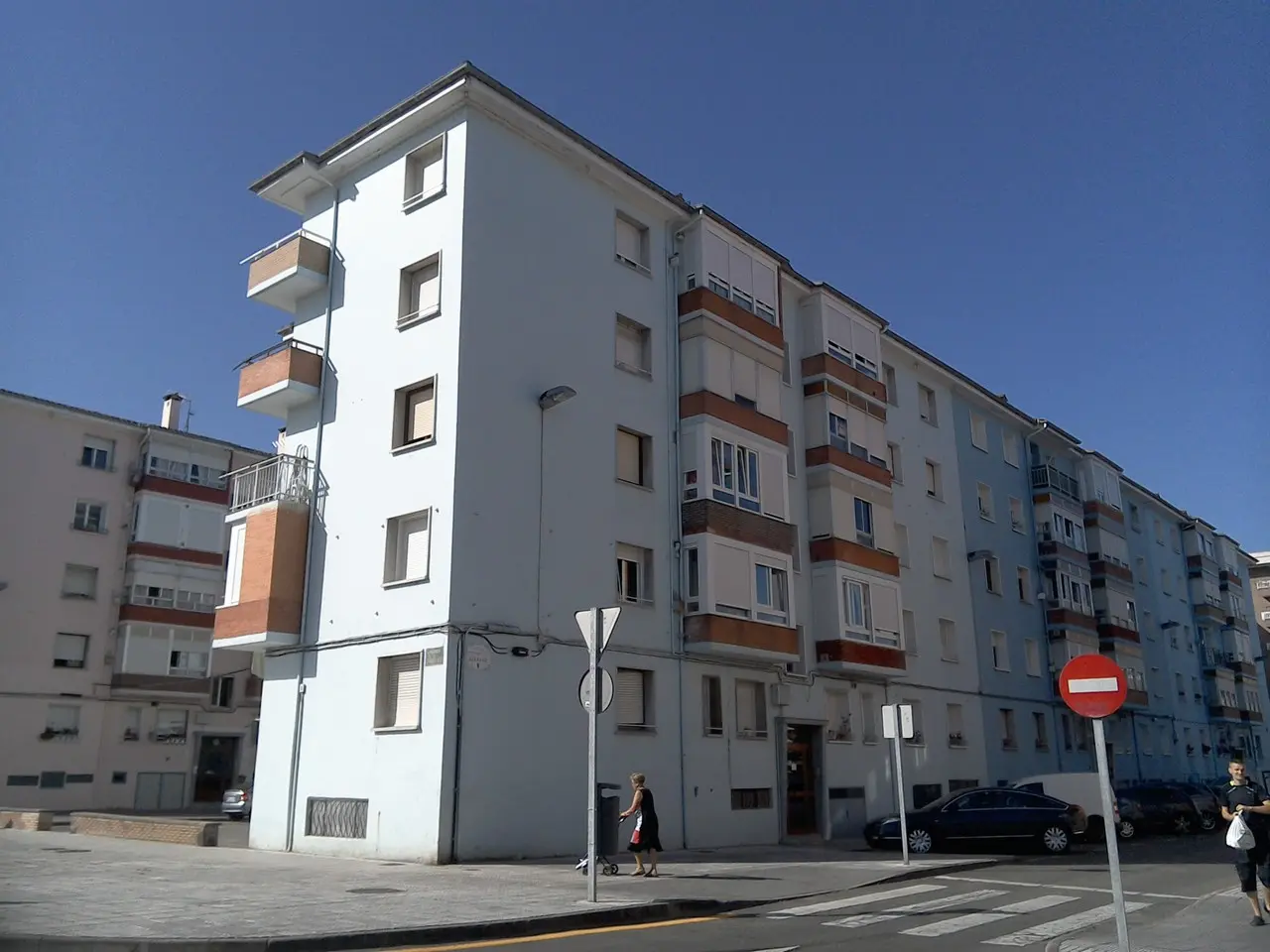 Local en Torrelavega