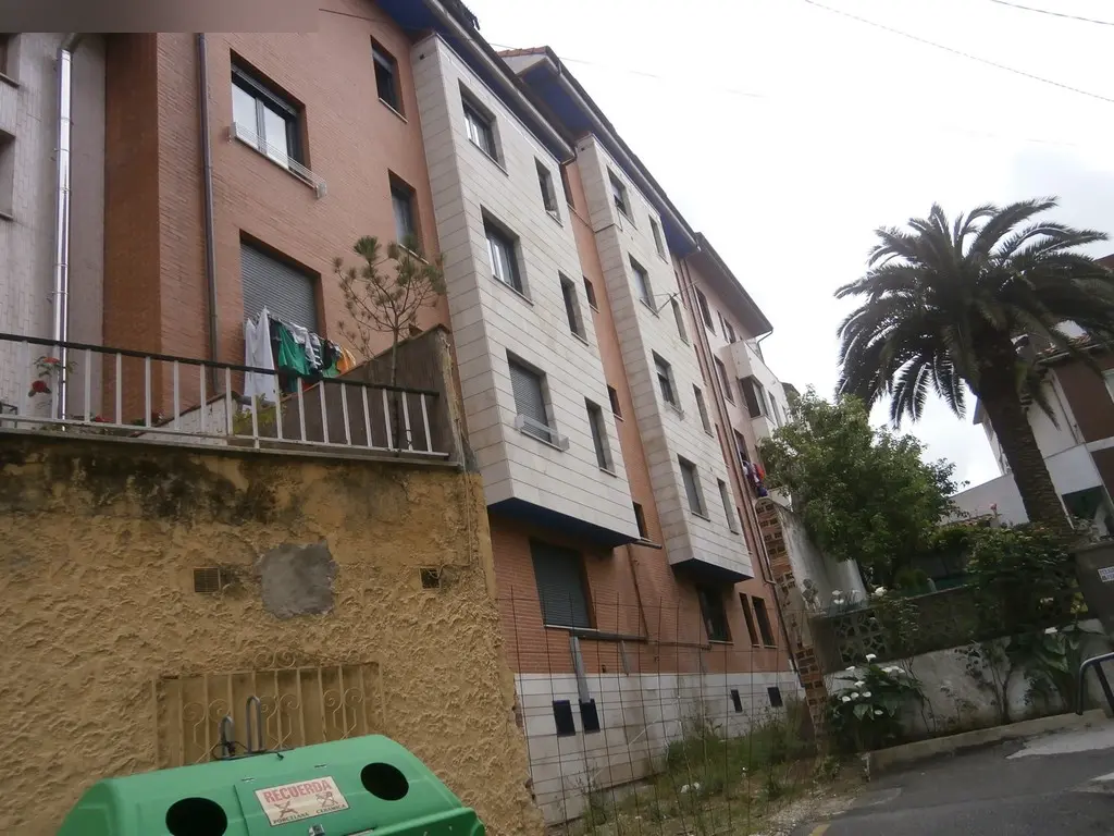 Trastero en Siero