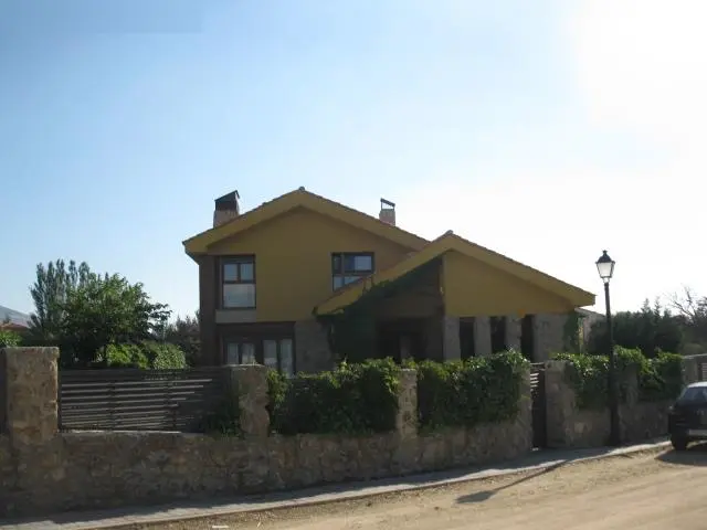 Vivienda en Navas de Riofrío