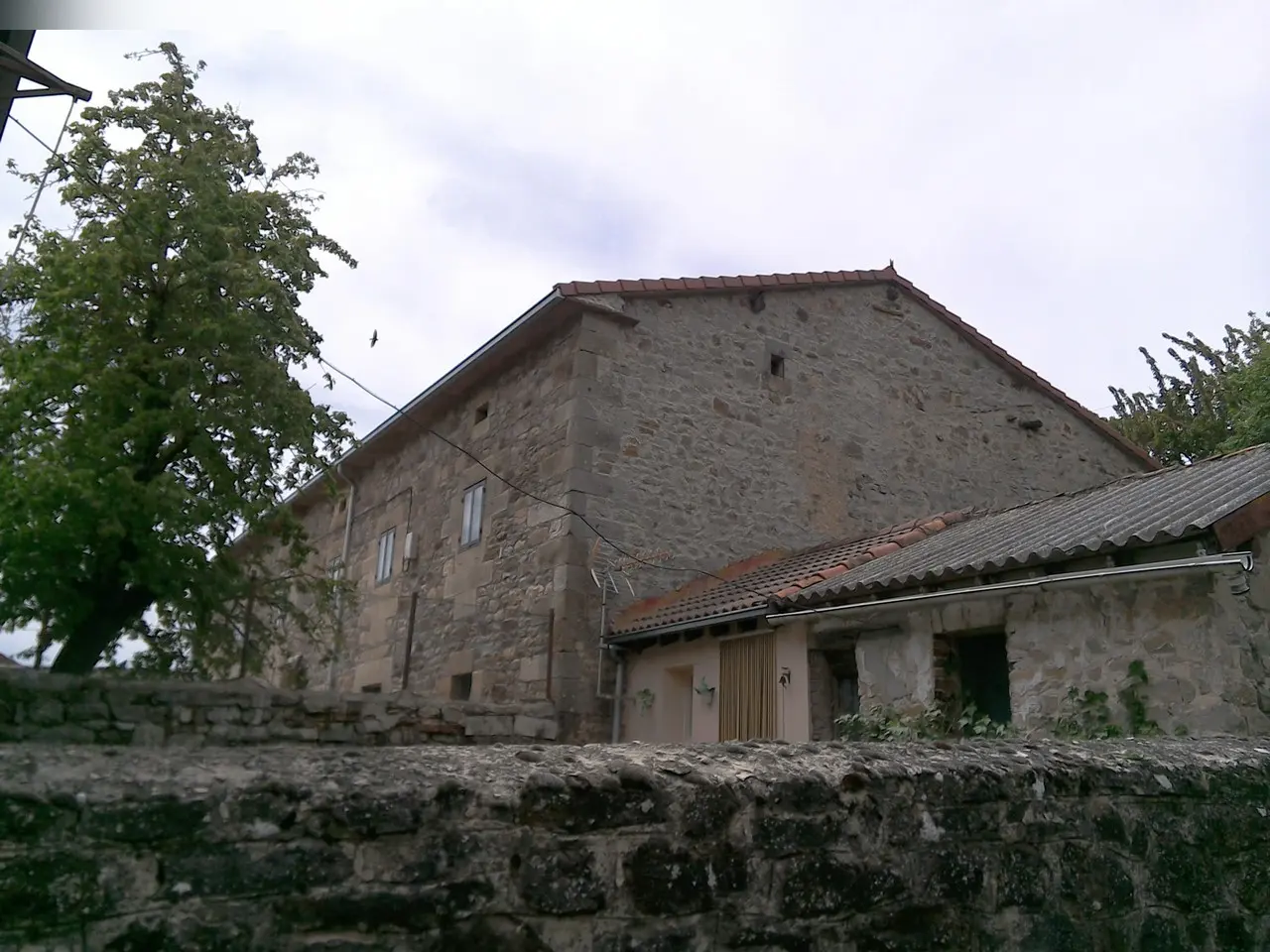 Vivienda en Valdeolea