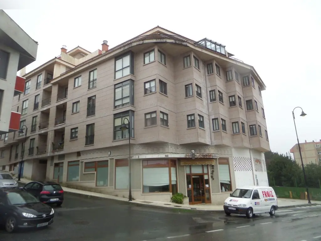 Local en Cangas