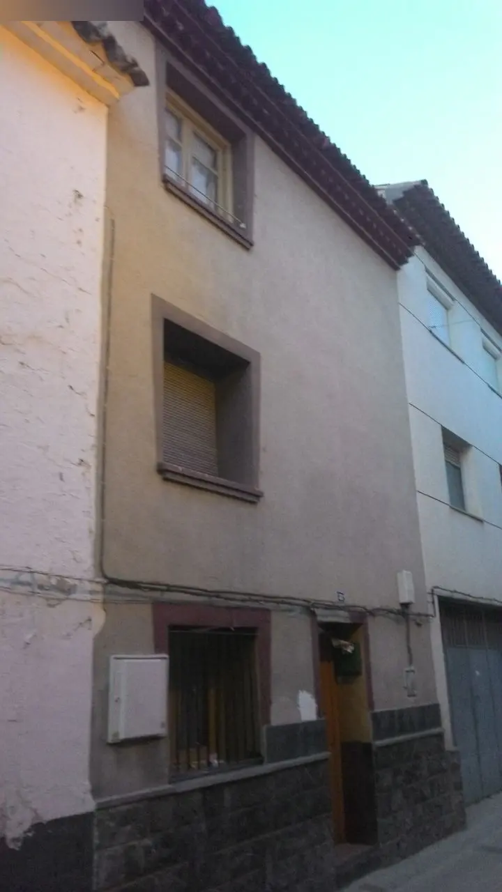 Vivienda en La Almunia de Doña Godina