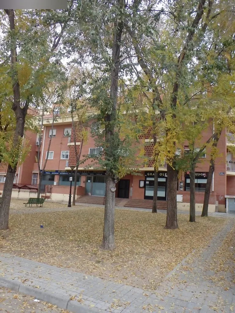Vivienda en Velilla de San Antonio