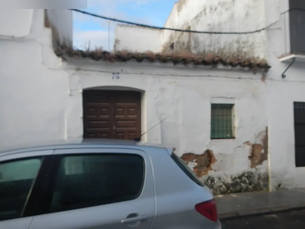 Terreno en Llerena