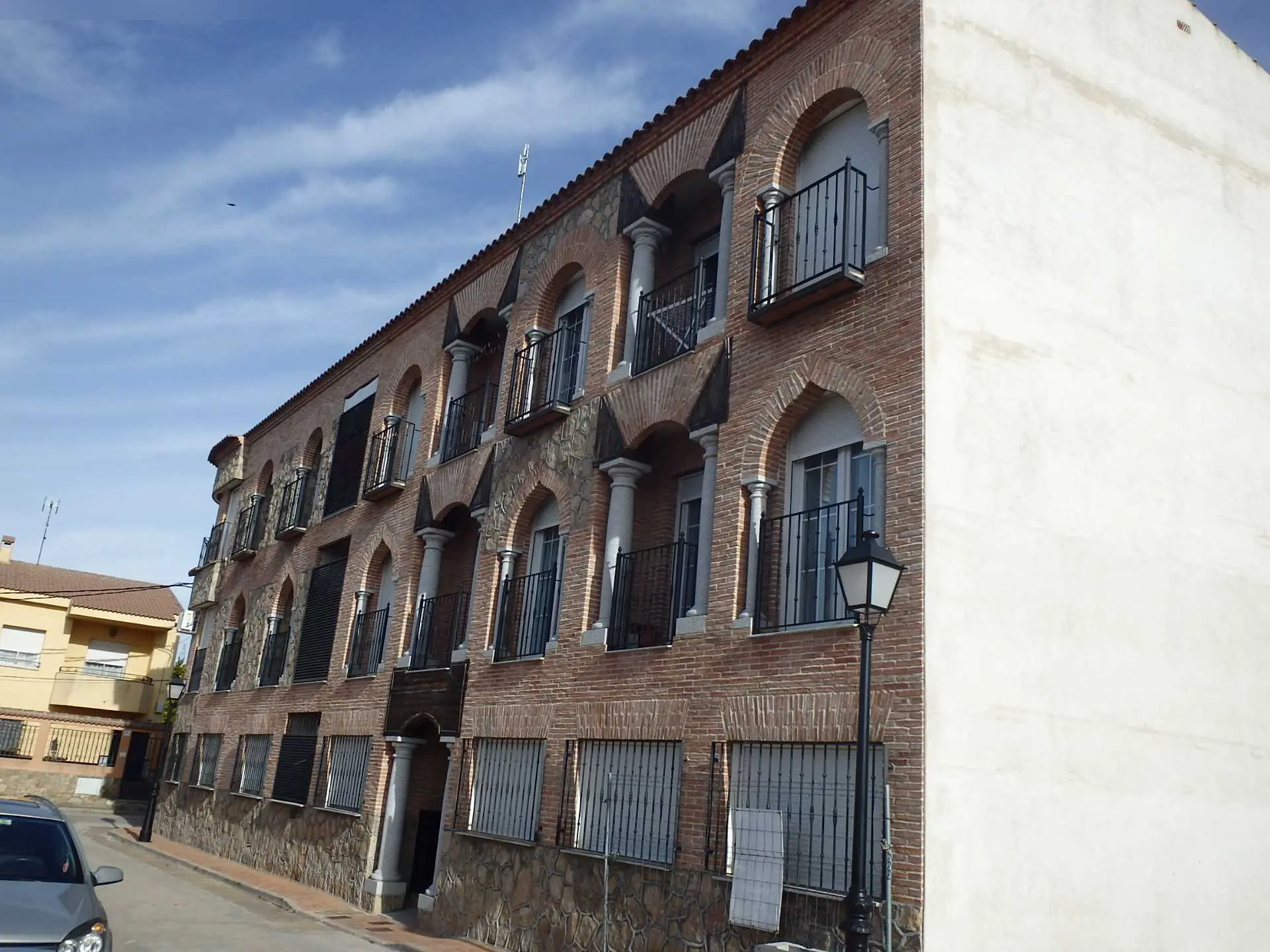 Vivienda en Cazalegas