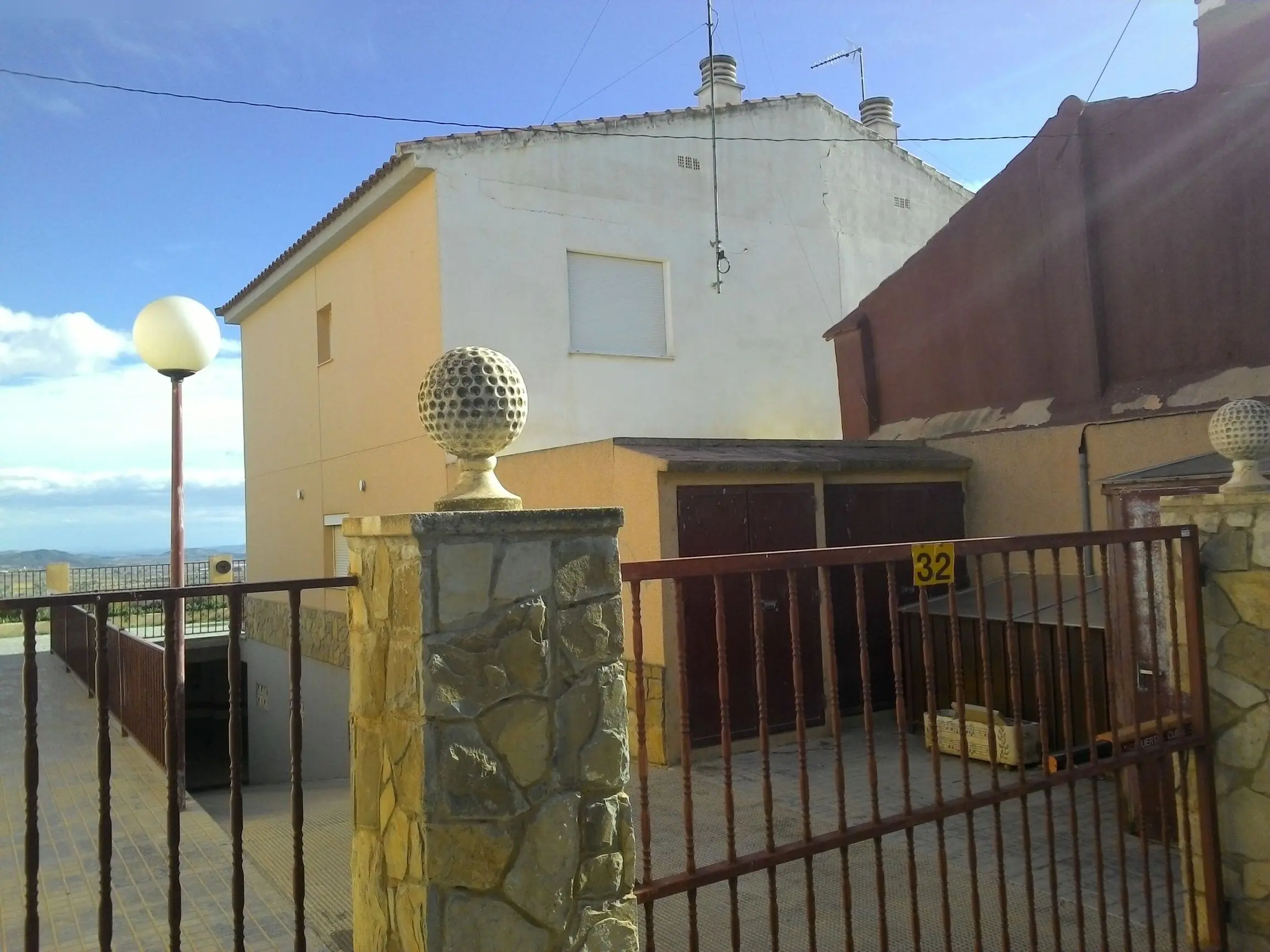 Vivienda en Villar del Arzobispo
