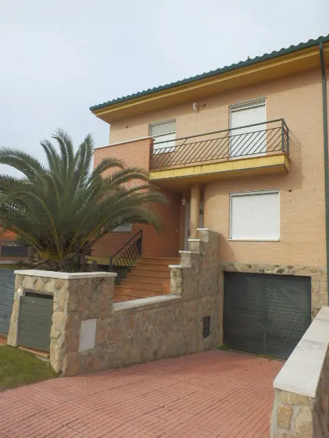 Vivienda en Pepino