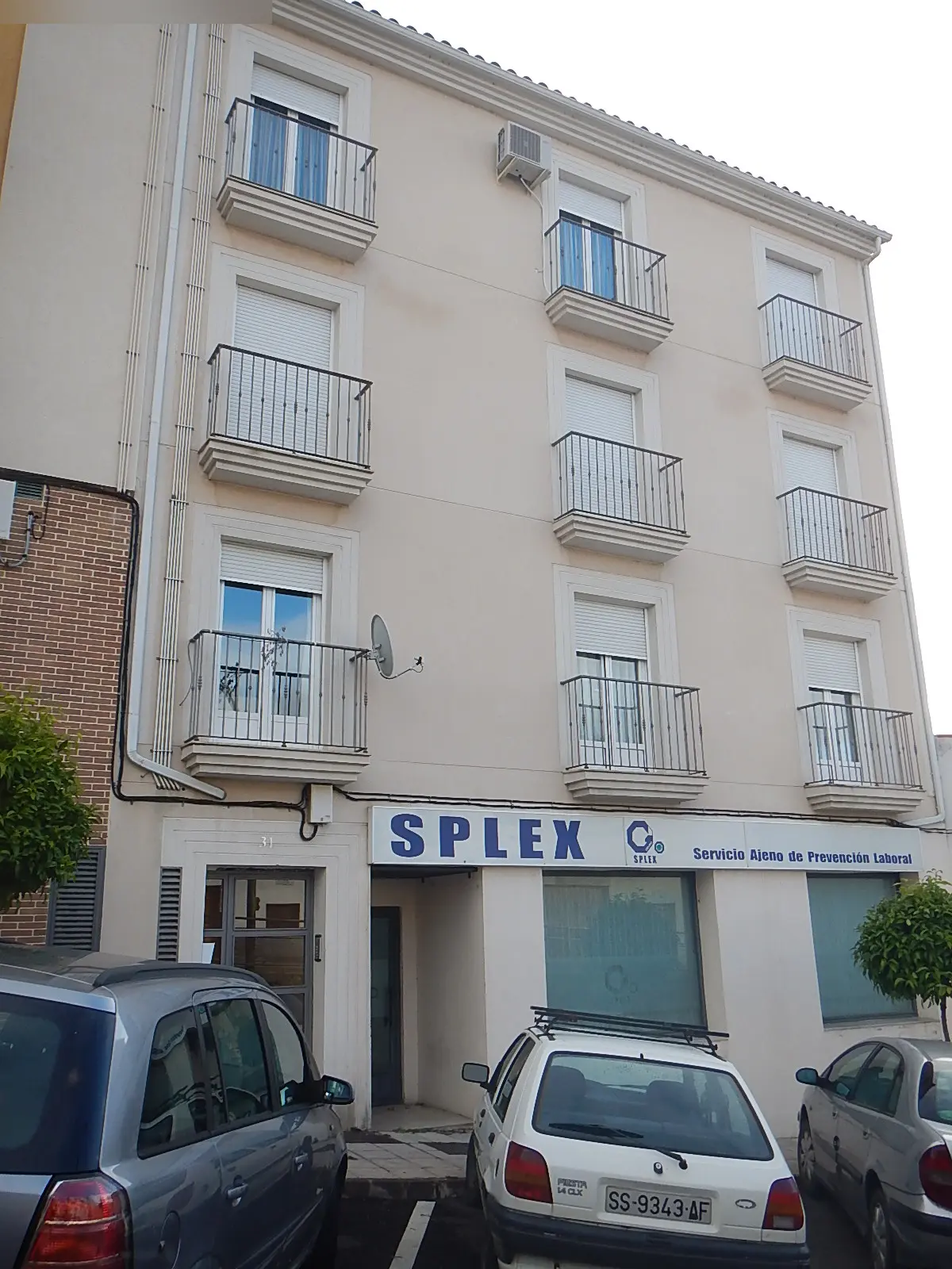Local en Coria