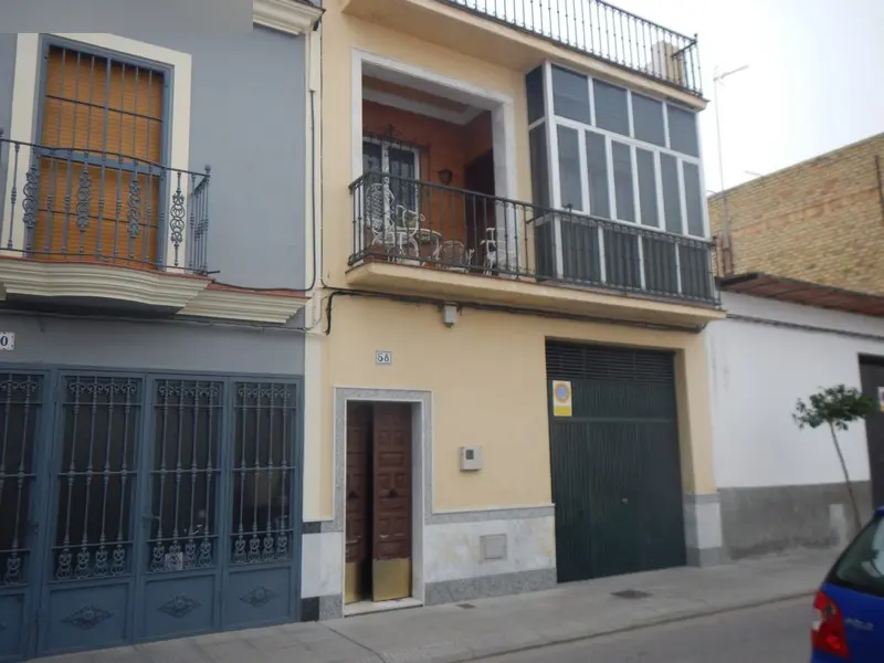 Vivienda en Los Palacios y Villafranca