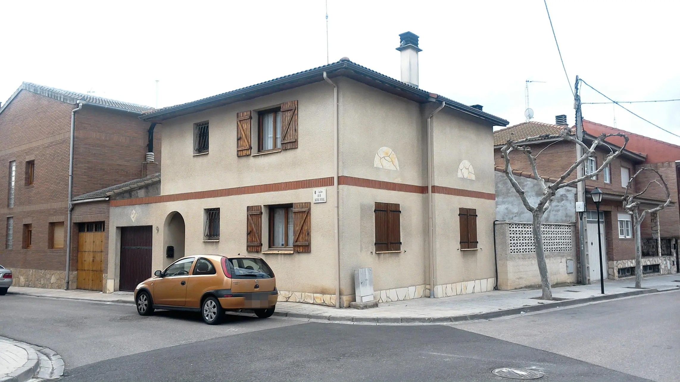Vivienda en La Puebla de Alfindén