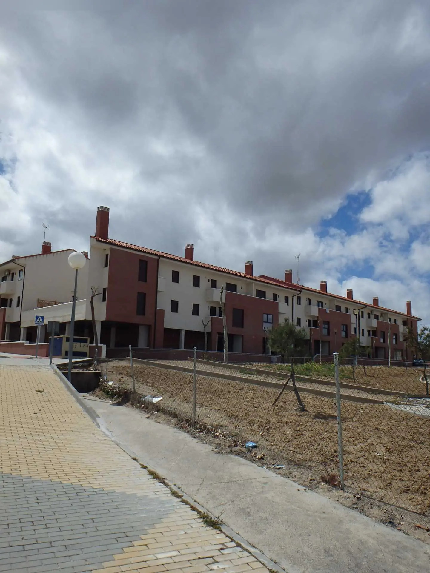 Garaje en Las Ventas de Retamosa