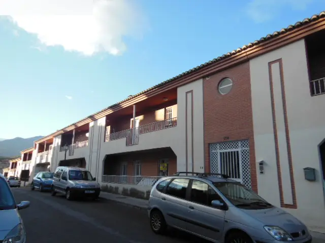 Local en Huétor Vega