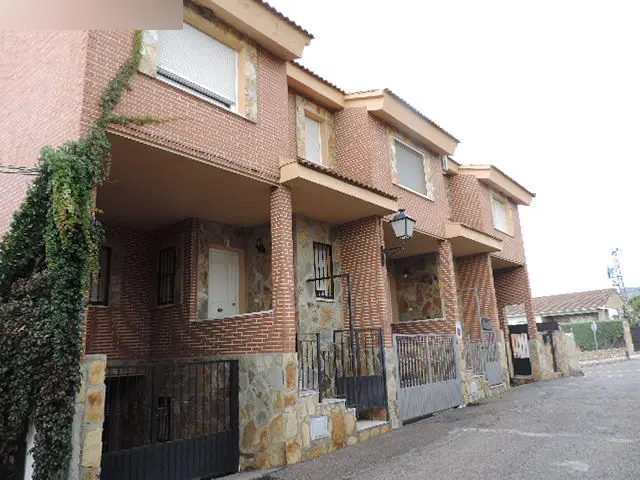 Vivienda en Villa del Prado
