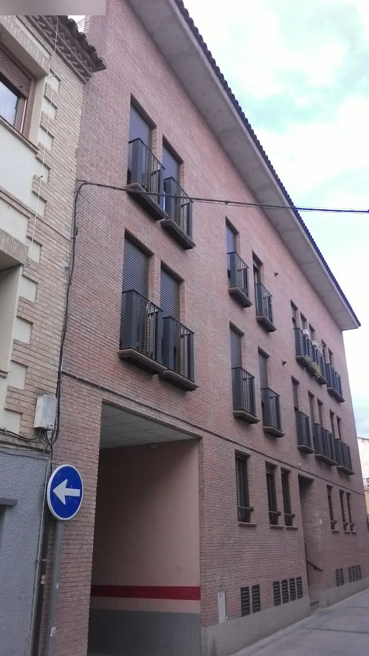 Vivienda en La Almunia de Doña Godina