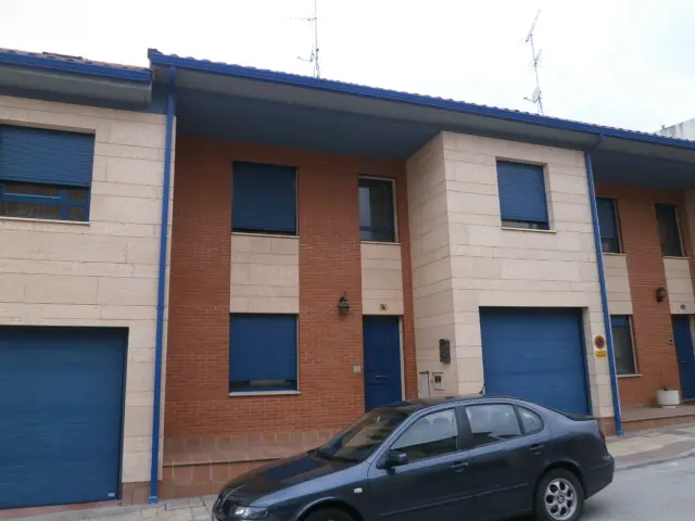 Vivienda en Íscar